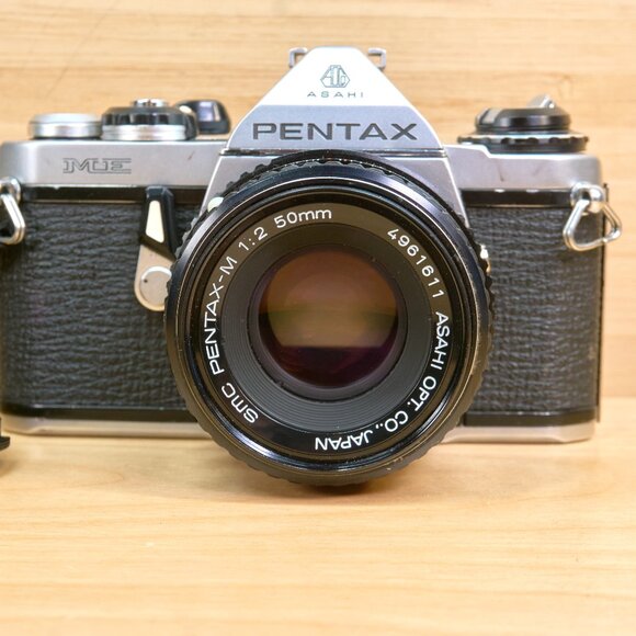 Pentax Asahi ME Film Camera / 35mm SLR / Pentax-M 50mm f/2 Lens / Made in Japan - Picture 3 of 7